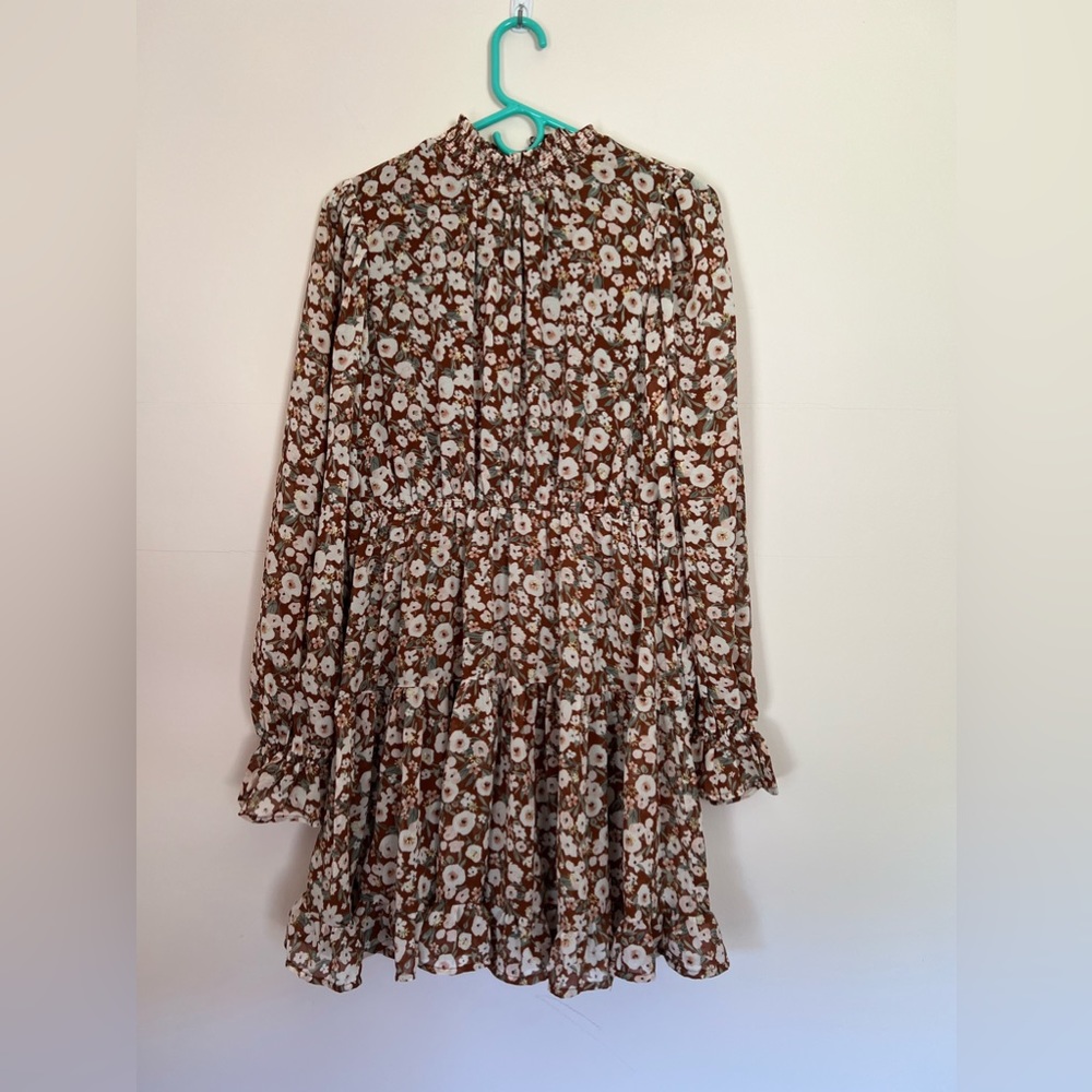 Brown dress